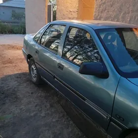 Opel Vectra 1990