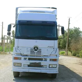 Mercedes-Benz ACTROS 3331 2008