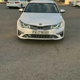 Kia Optima 2020