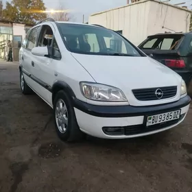 Opel Zafira 2000