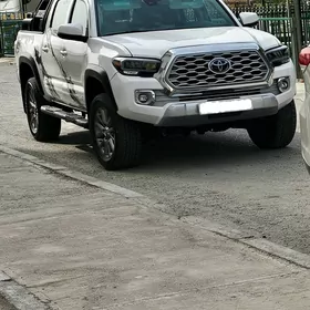 Toyota Tacoma 2022