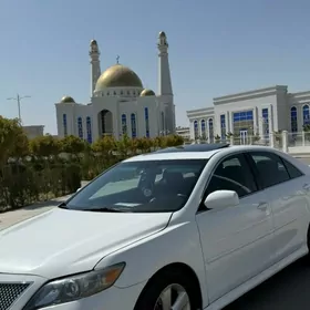 Toyota Camry 2011
