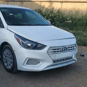 Hyundai Accent 2021