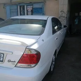 Toyota Camry 2005