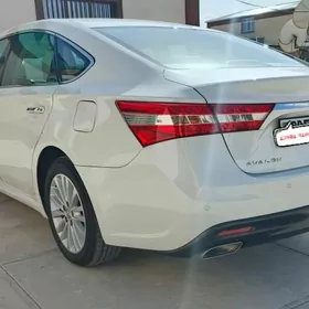 Toyota Avalon 2013