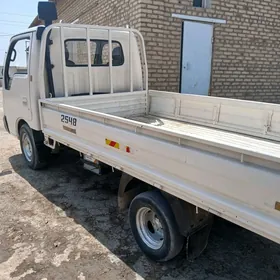 Kia Bongo 2003