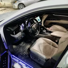 Toyota Camry 2020