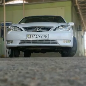 Toyota Camry 2005
