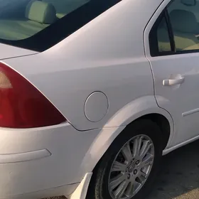 Ford Mondeo 2002