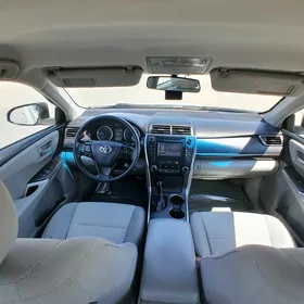 Toyota Camry 2015