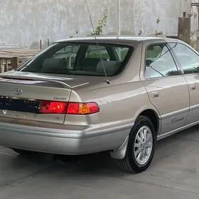 Toyota Camry 1999