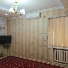 Şapak 1etaj 1komn uly mellek