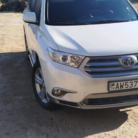 Toyota Highlander 2011