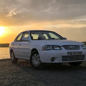 Nissan Sunny 2001