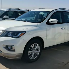 Nissan Pathfinder 2020