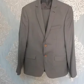 kastyum jalvar De Rossi firma