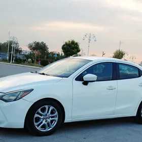 Toyota Yaris 2017
