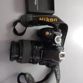 Fotoaparat nikon 3100 arzan