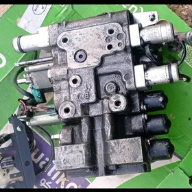 Gidro raspred Toyota forklift