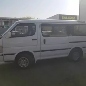 Toyota Hiace 1990