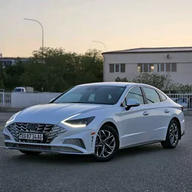 Hyundai Sonata 2021