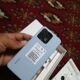Xiaomi 13 12+512