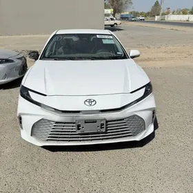 Toyota Camry 2024