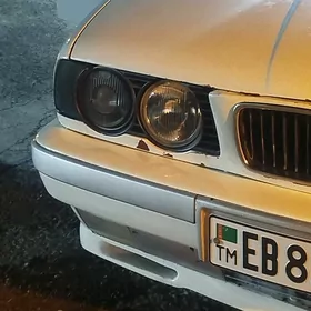 BMW 535 1990