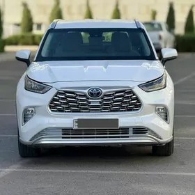 Toyota Highlander 2022