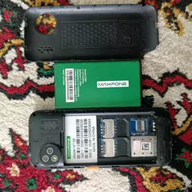 Maxfone M138