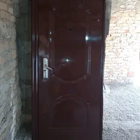 Daşky gapy
