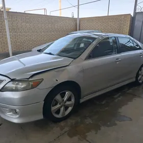 Toyota Camry 2011