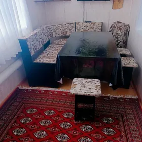 KUHONNYÝ UĞOLOK