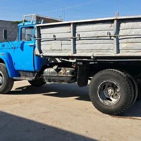 Zil 130 1990