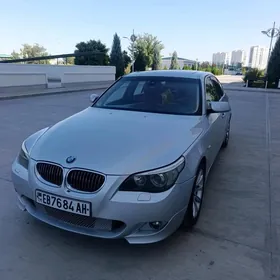 BMW E60 2003