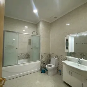 moskowskiy elitka 4 komnat jay