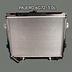 radiator suwynky PAJERO 3.0L
