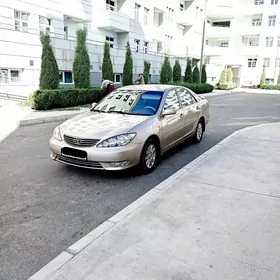 Toyota Camry 2003
