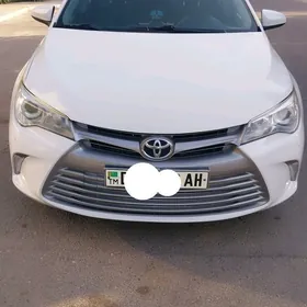 Toyota Camry 2016