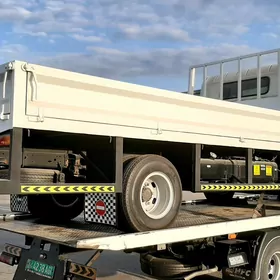 Mitsubishi Fuso 2025