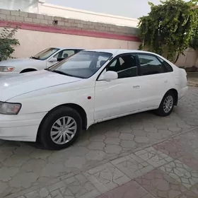 Toyota Carina 1994