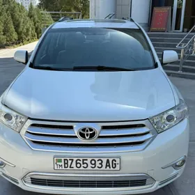 Toyota Highlander 2011