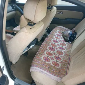 Hyundai Elantra 2010