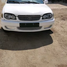Toyota Corolla 2000