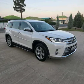 Toyota Highlander 2019