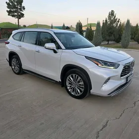 Toyota Highlander 2020
