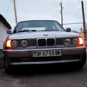 BMW 525 1990