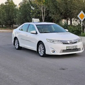 Toyota Camry 2013