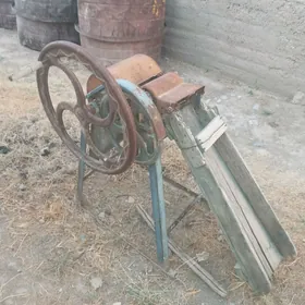 Ot üwelýän
