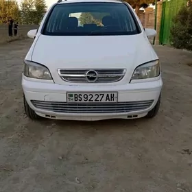 Opel Zafira 1999